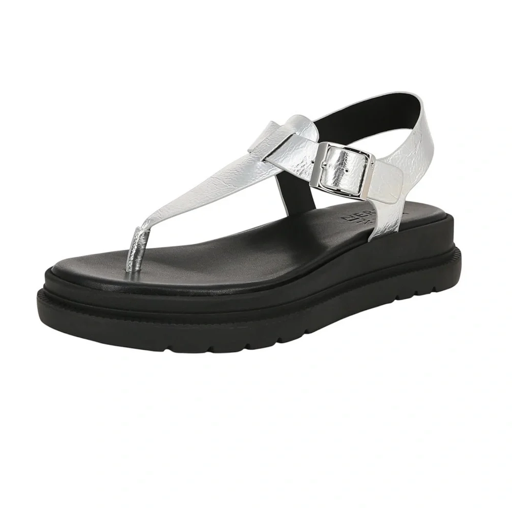 Alyssa T-Strap Thong Platform Sandals - Picture 2 of 8